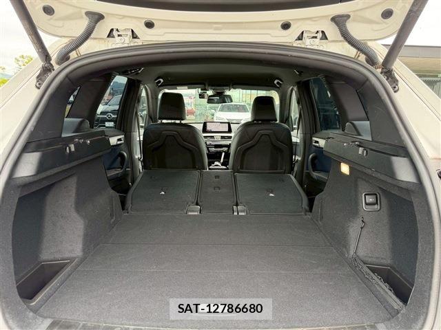 Bmw X1 2021-04 7215498-14