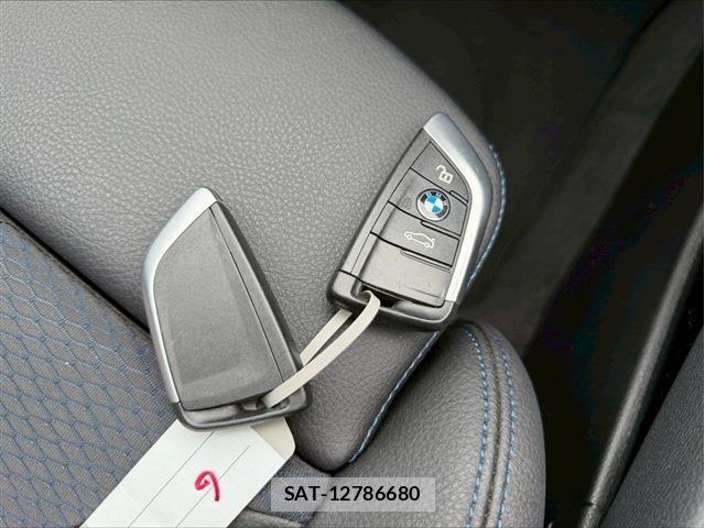 Bmw X1 2021-04 7215498-28