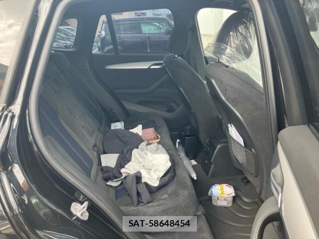 Bmw X1 2016-08 7326024-12