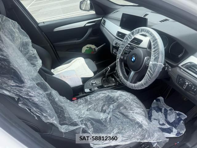 Bmw X1 2022-03 7615285-11