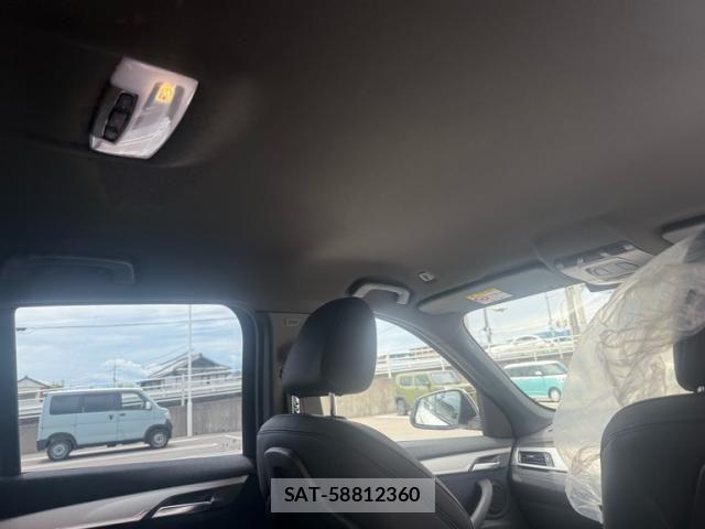 Bmw X1 2022-03 7615285-16