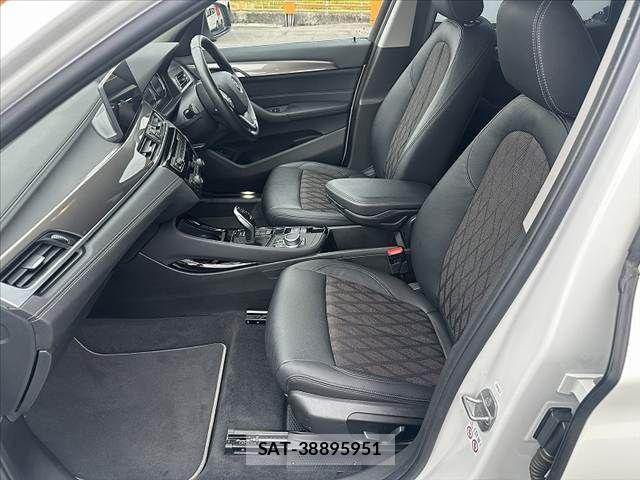 Bmw X1 2022-03 7615287-17