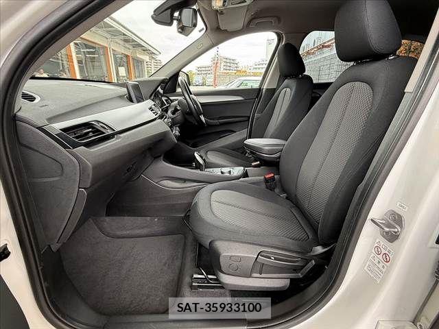 Bmw X1 2017-11 7615289-16