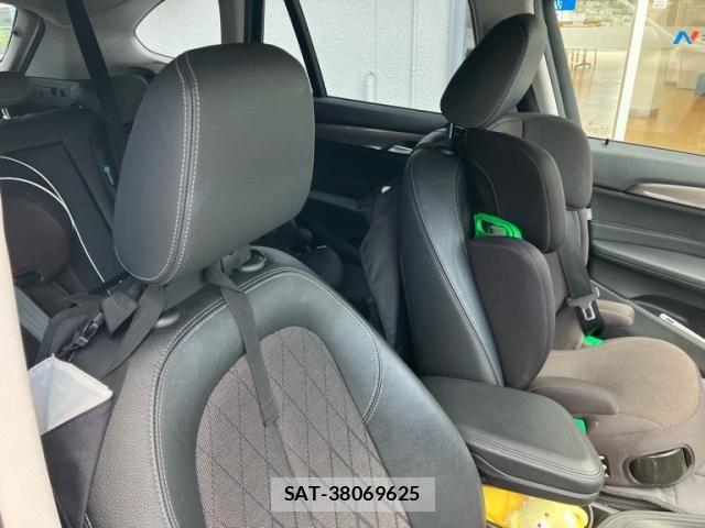 Bmw X1 2020-07 7615286-13