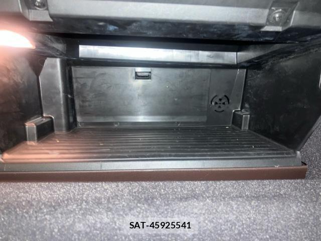 Bmw X1 2018-03 7902349-2