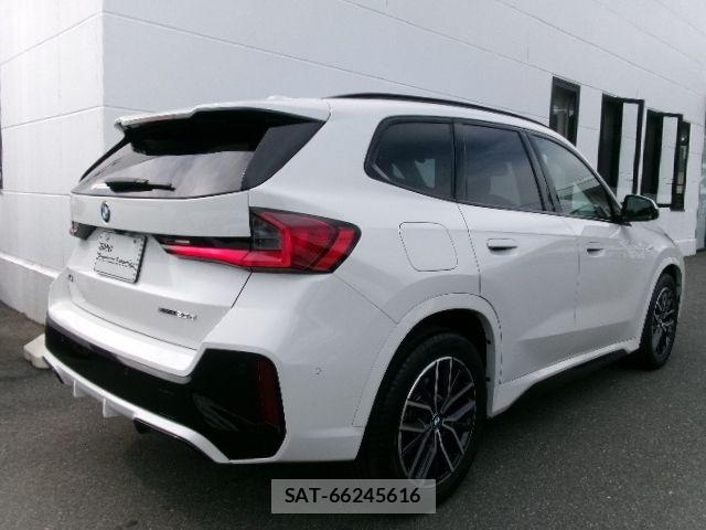 Bmw X1 2023-06 8158084-2