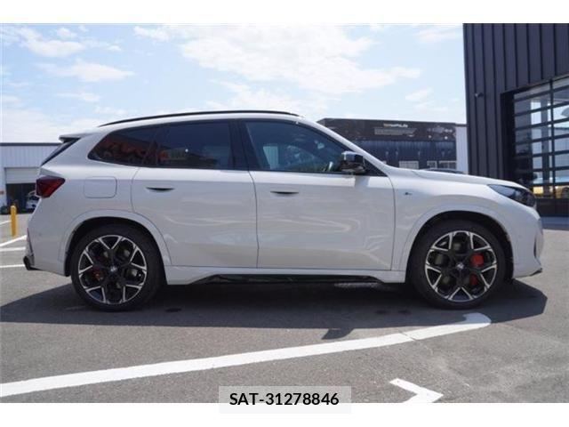 Bmw X1 2024-09 8206642-23