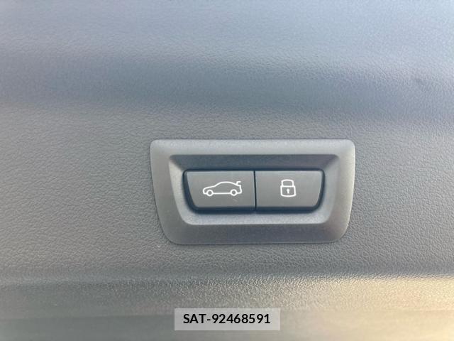 Bmw X1 2023-10 8206647-10