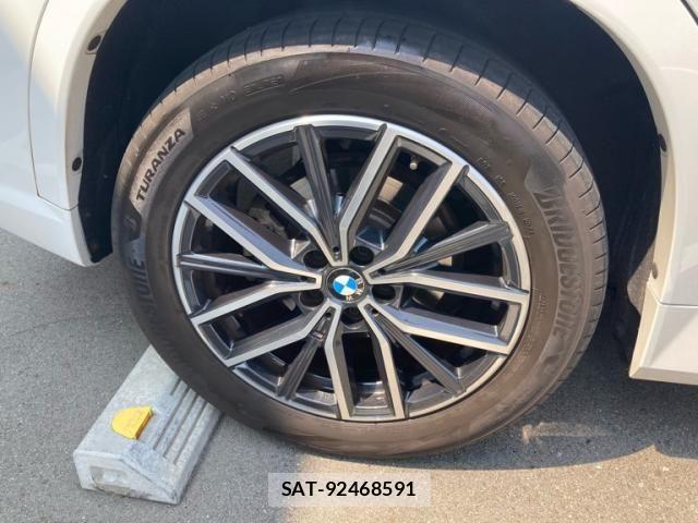 Bmw X1 2023-10 8206647-12
