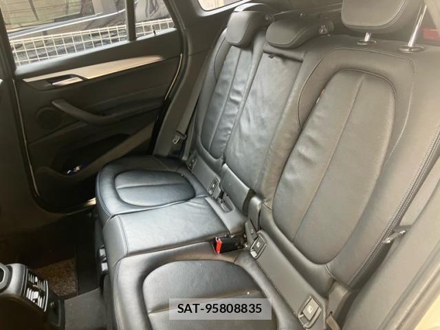Bmw X1 2018-10 8206656-13