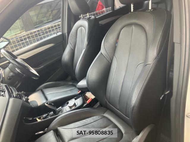 Bmw X1 2018-10 8206656-15