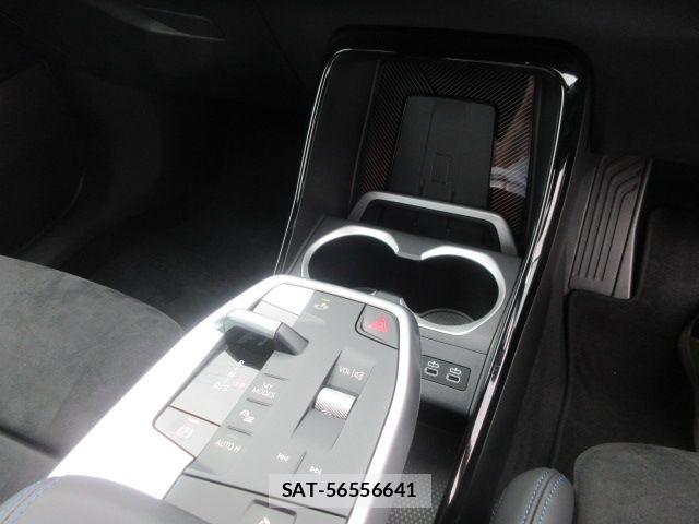 Bmw X1 2025-08 8206643-11