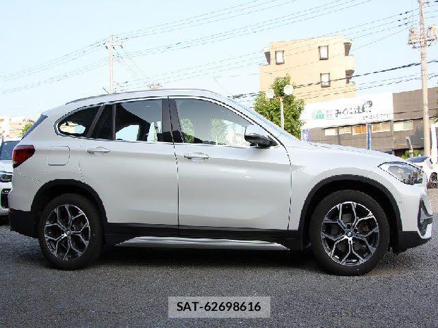 Bmw X1 2021-05 8206648-25