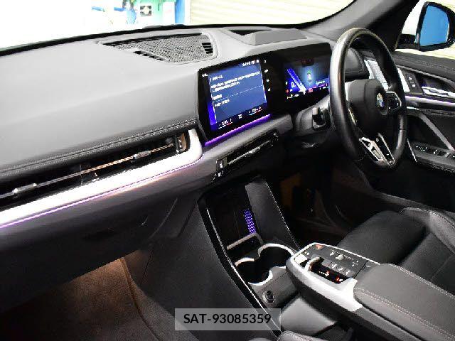 Bmw X1 2023-09 8335118-18
