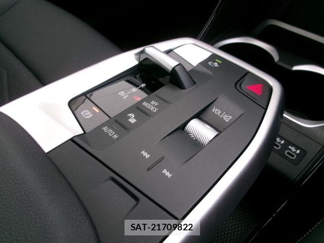 Bmw X1 2023-06 8335117-13