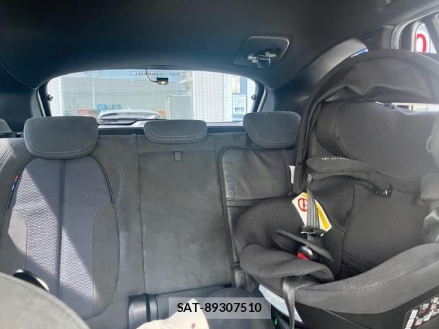Bmw X1 2018-06 8561320-12