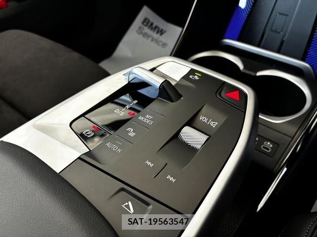 Bmw X1 2026-03 8740960-18