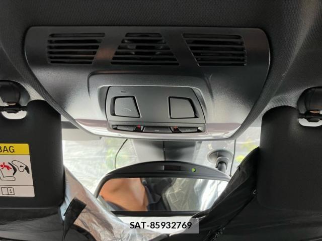 Bmw X1 2018-12 8740971-24