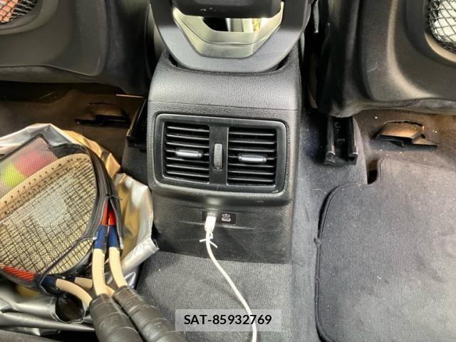 Bmw X1 2018-12 8740971-8