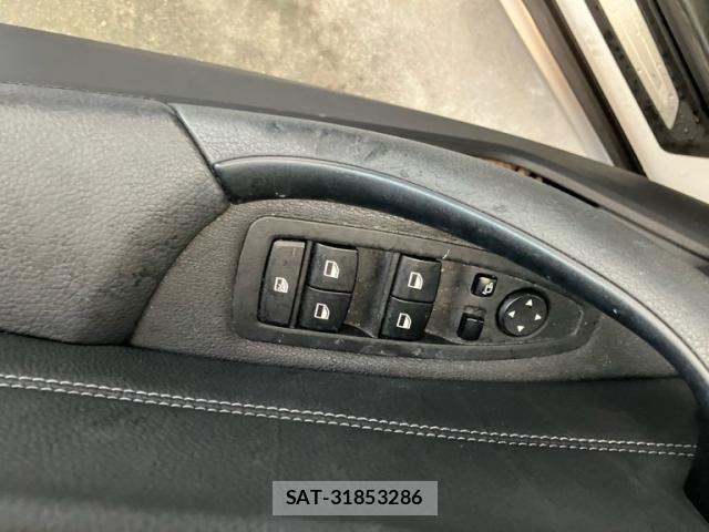 Bmw X1 2015-11 8795411-11