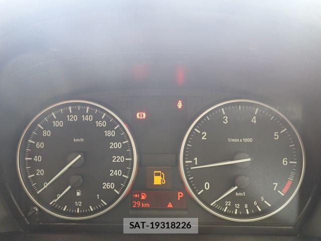 Bmw X1 2013-08 8795404-12
