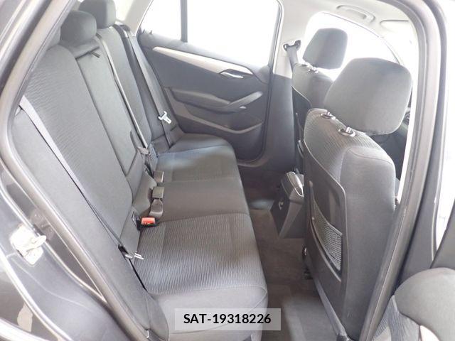 Bmw X1 2013-08 8795404-23