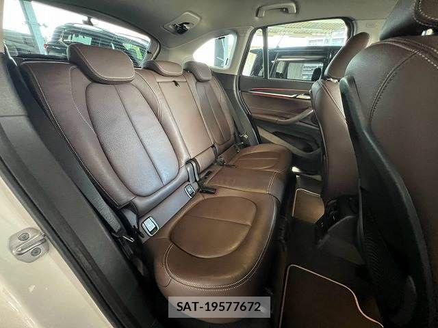 Bmw X1 2021-12 8795408-11