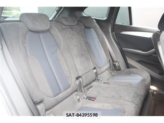 Bmw X1 2017-07 8828086-14