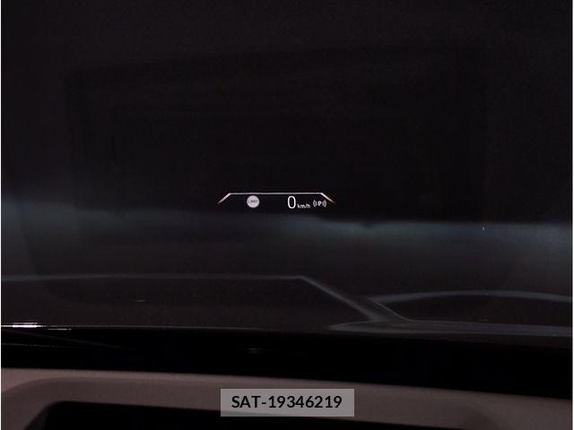 Bmw X1 2023-12 8828077-10