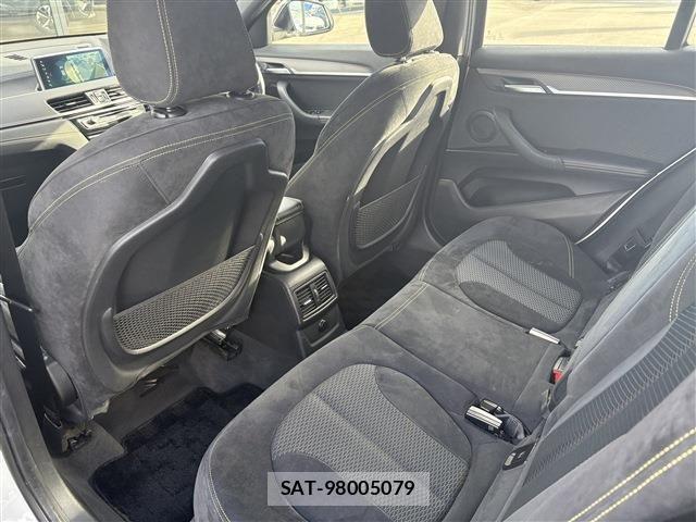 Bmw X2 2018-08 1692563-17