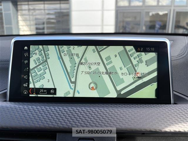 Bmw X2 2018-08 1692563-24
