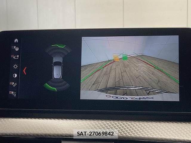 Bmw X2 2021-06 3662072-3