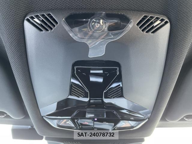 Bmw X2 2025-10 7020118-18