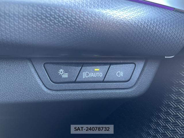 Bmw X2 2025-10 7020118-19