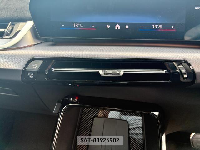 Bmw X2 2025-03 7215525-18