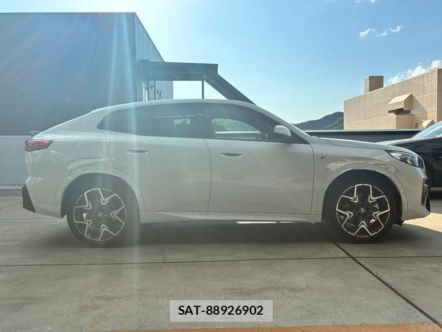 Bmw X2 2025-03 7215525-7