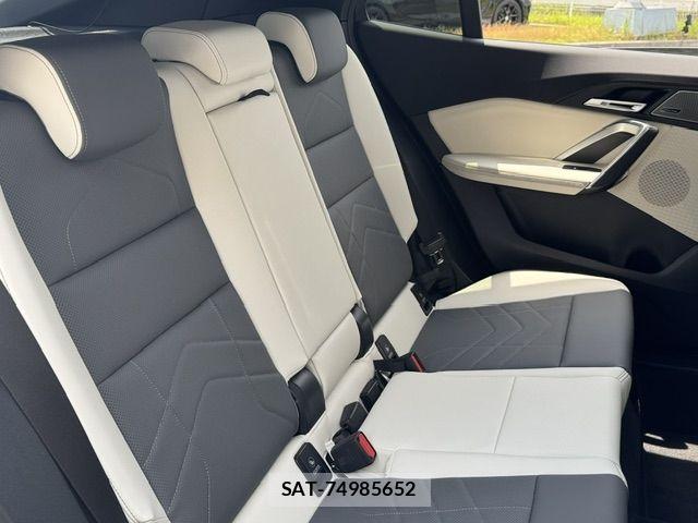 Bmw X2 2025-09 8335132-17