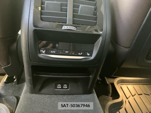 Bmw X3 2020-04 4321079-15