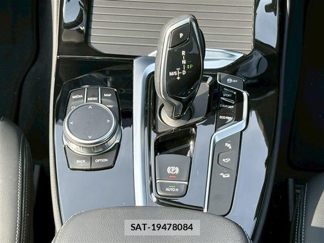 Bmw X3 2021-05 5860824-25