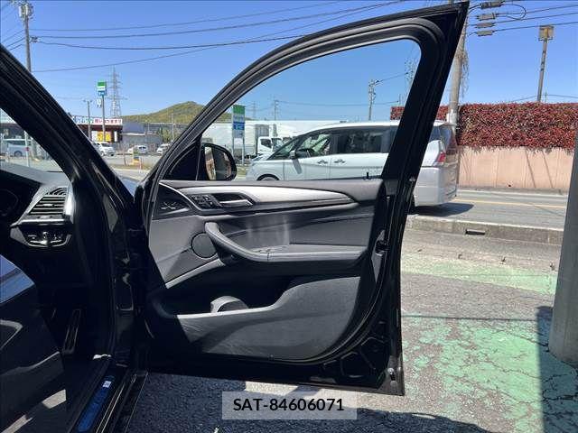 Bmw X3 2021-02 6242502-12