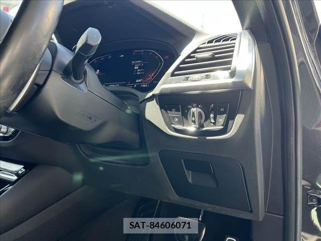 Bmw X3 2021-02 6242502-14
