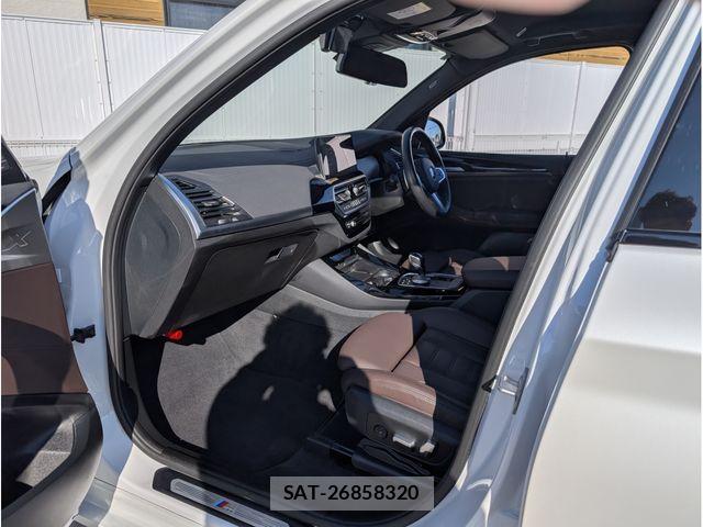 Bmw X3 2023-10 6675236-12