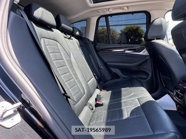 Bmw X3 2022-07 6902848-19