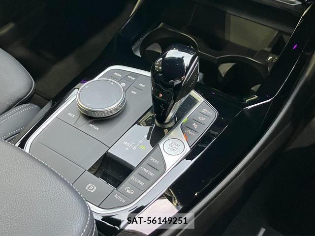 Bmw X3 2021-12 7215569-17