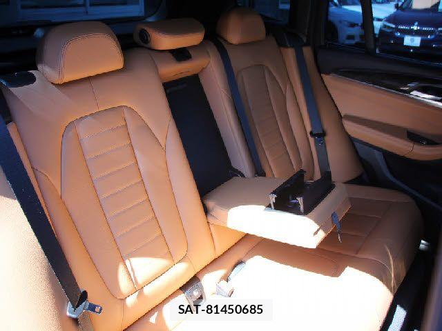 Bmw X3 2021-06 7215558-10