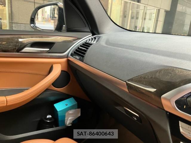 Bmw X3 2021-08 7615299-28