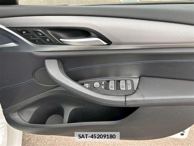Bmw X3 2021-06 7721639-24