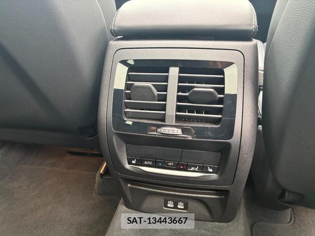 Bmw X3 2023-05 7215582-25