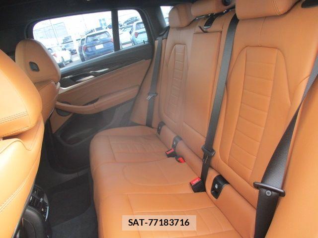 Bmw X4 2021-04 6675243-16