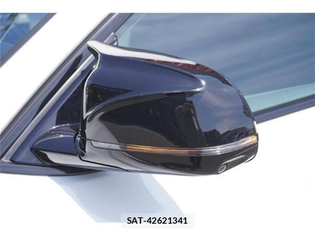 Bmw X4 2023-04 6902872-12